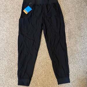 Columbia Women's Leslie Falls Pull-On Pant, Black, Large